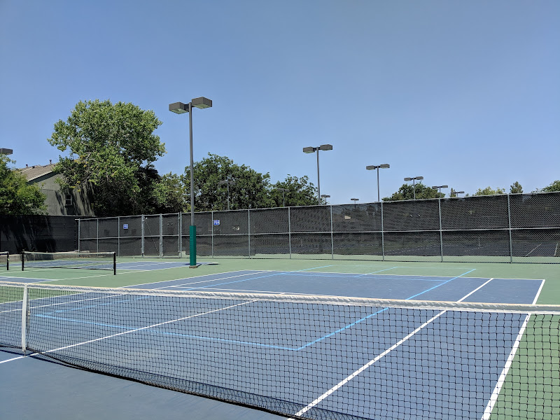 Tennis-Courts-California-Davis-Walnut Park