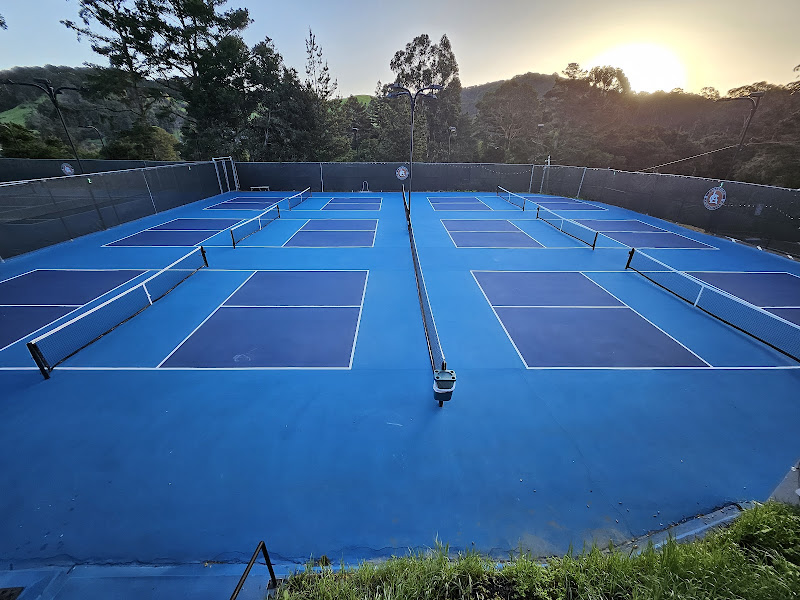 Tennis-Courts-California-El Sobrante-Lakeridge Athletic Club