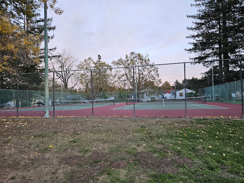 Tennis-Courts-California-Petaluma-McNear Park
