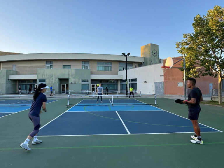 california-glendale-pacific-community-center-pickleball-courts