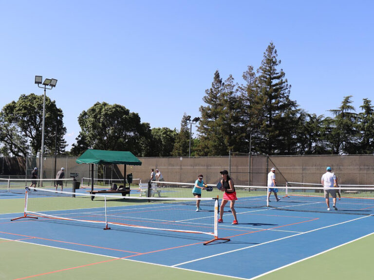 Tennis-Courts-California-Modesto-Del Rio Country Club