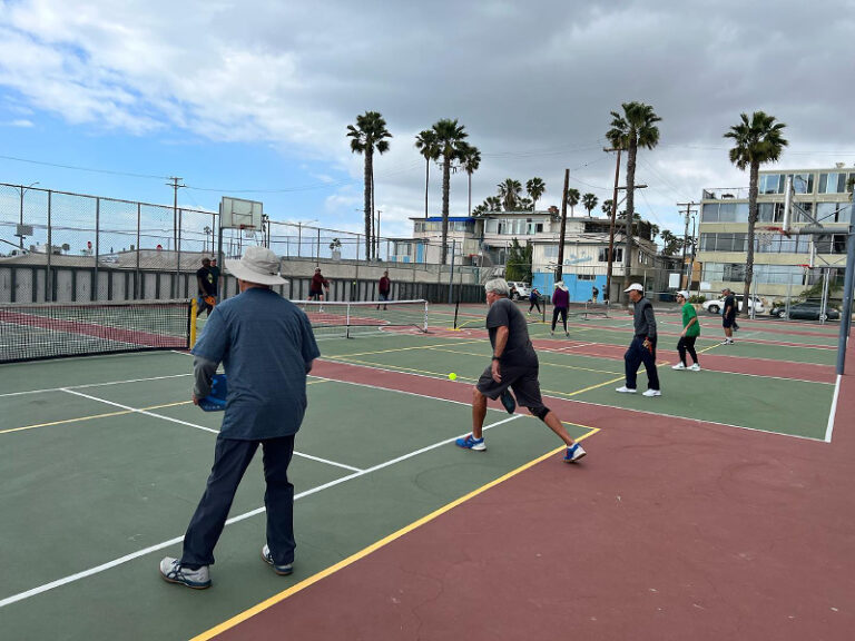 Pickleball-Courts-California-Long Beach-Bayshore Playground Pickleball Courts
