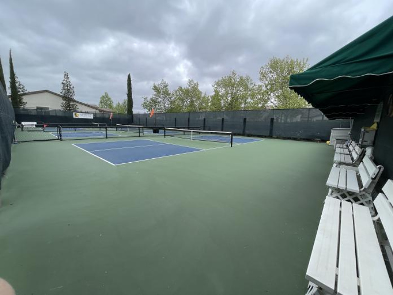 california-sacramento-heritage-gardens-tennis-courts